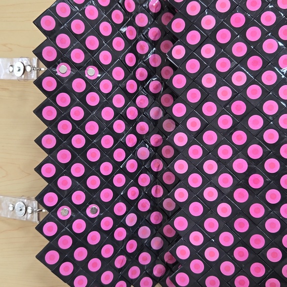 Rebagz Half The Sky Designs pink polka dot messenger/computer bag - Picture 10 of 16